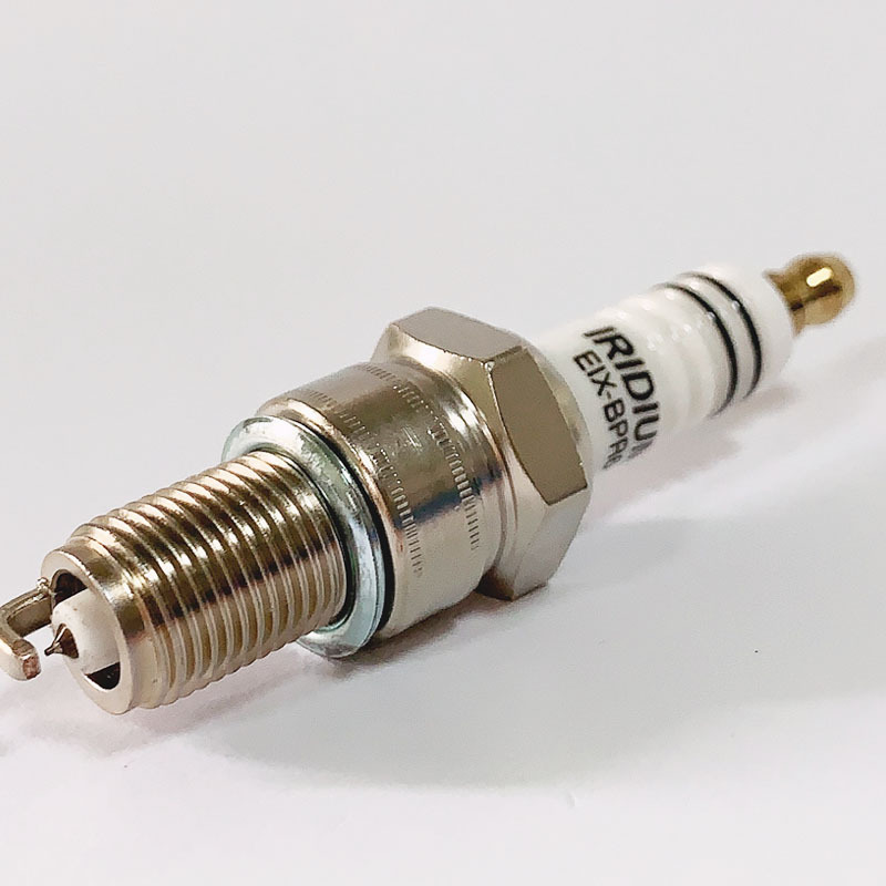 Liben Iridium Spark Plug Car Bkr6E Spark Plug Ignition Parts Changan Engine Original Factory Brilliance Dongfeng