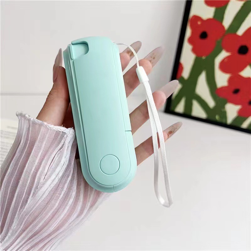 電気商の起爆ポケットのミニ静音充電タイプの扇風機は屋外で携帯して扇風機のプレゼントを持っています。|undefined