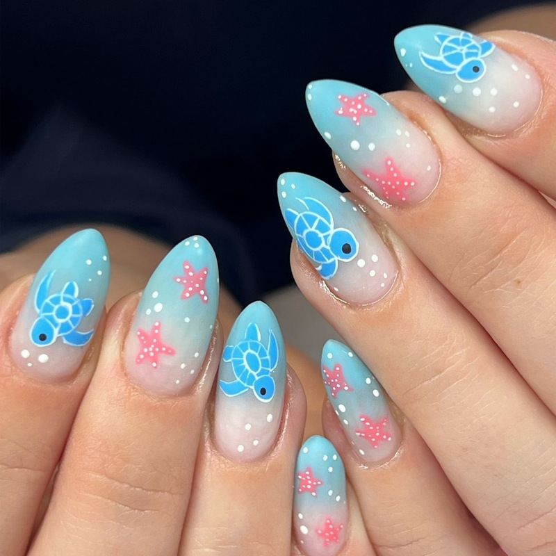 Water Drop-Shaped Clear Blue Flower and Elegant Pattern Are Suitable for Ladies Who Pursue Individuality and Fashion. the Nails Are Removable and Beautiful