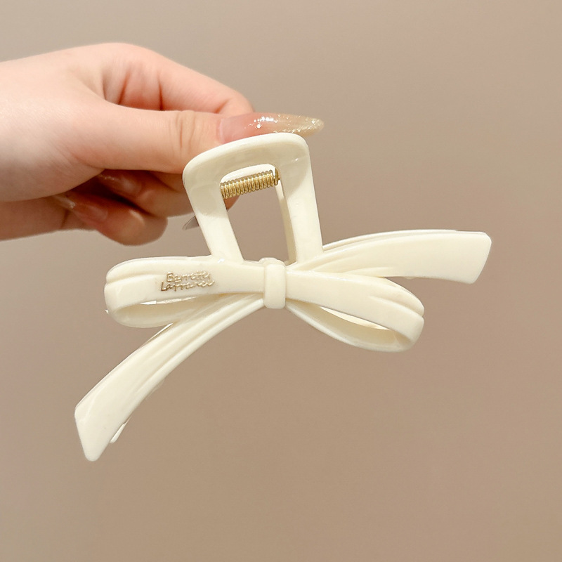 3 # beige unos 12,5 cm