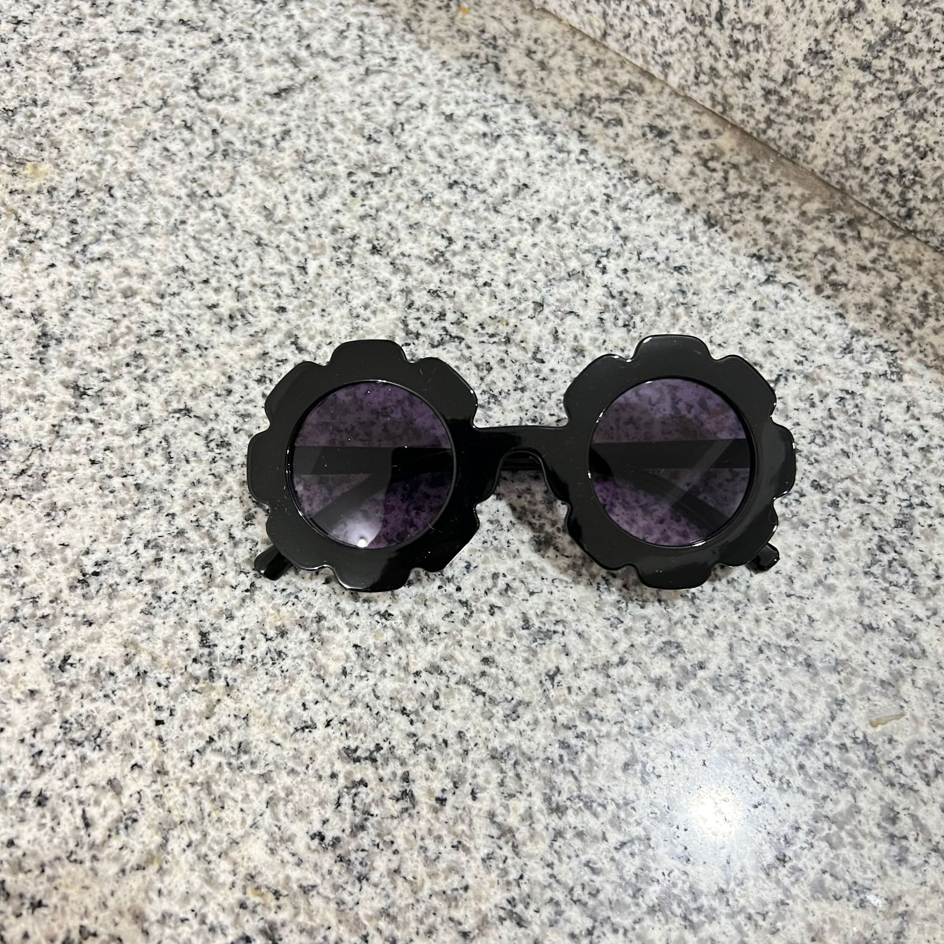 Night sky black (plastic teeth bright color)-children baby