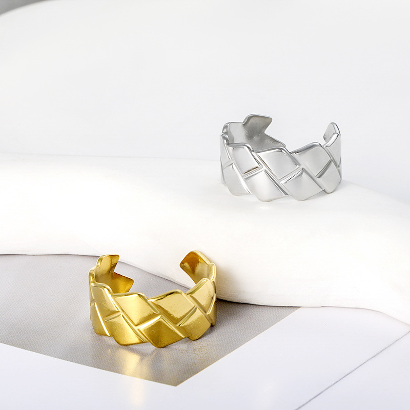 7g Weight PVD Coated Gold Plating Process Open Rings Classification Adjustable Ring Size Holiday, Daily Occasion Titanium Steel Material Leaves, Flower Pattern Unisex Gender Elegant Style Wholesale Jewelry Elegant Leaves Flower Titanium Steel Open Rings 无