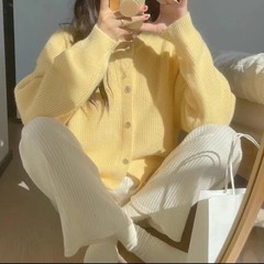 2025 秋と冬の新しい女性の怠惰なスタイルのニットセーターカーディガン女性の韓国スタイルの小さなセータージャケット女性のトレンディなトップス