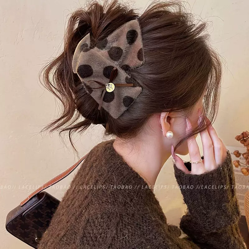 美拉德咖色毛绒三角高马尾抓夹女饱满后脑勺鲨鱼夹大号高级感发夹