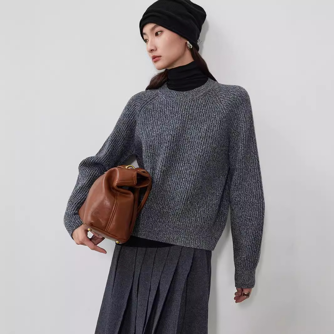 Red short woolen knitted sweater with a round collar