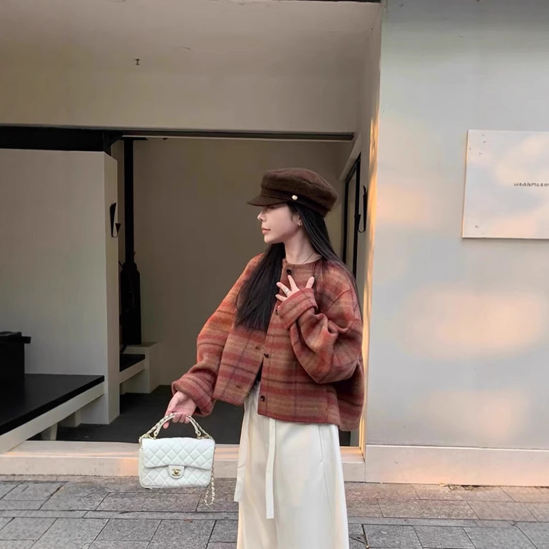 2024 Autumn and Winter New Double-sided Wool Coat Korean Style Loose Round Neck Plaid Wool Coat Women's Short Small