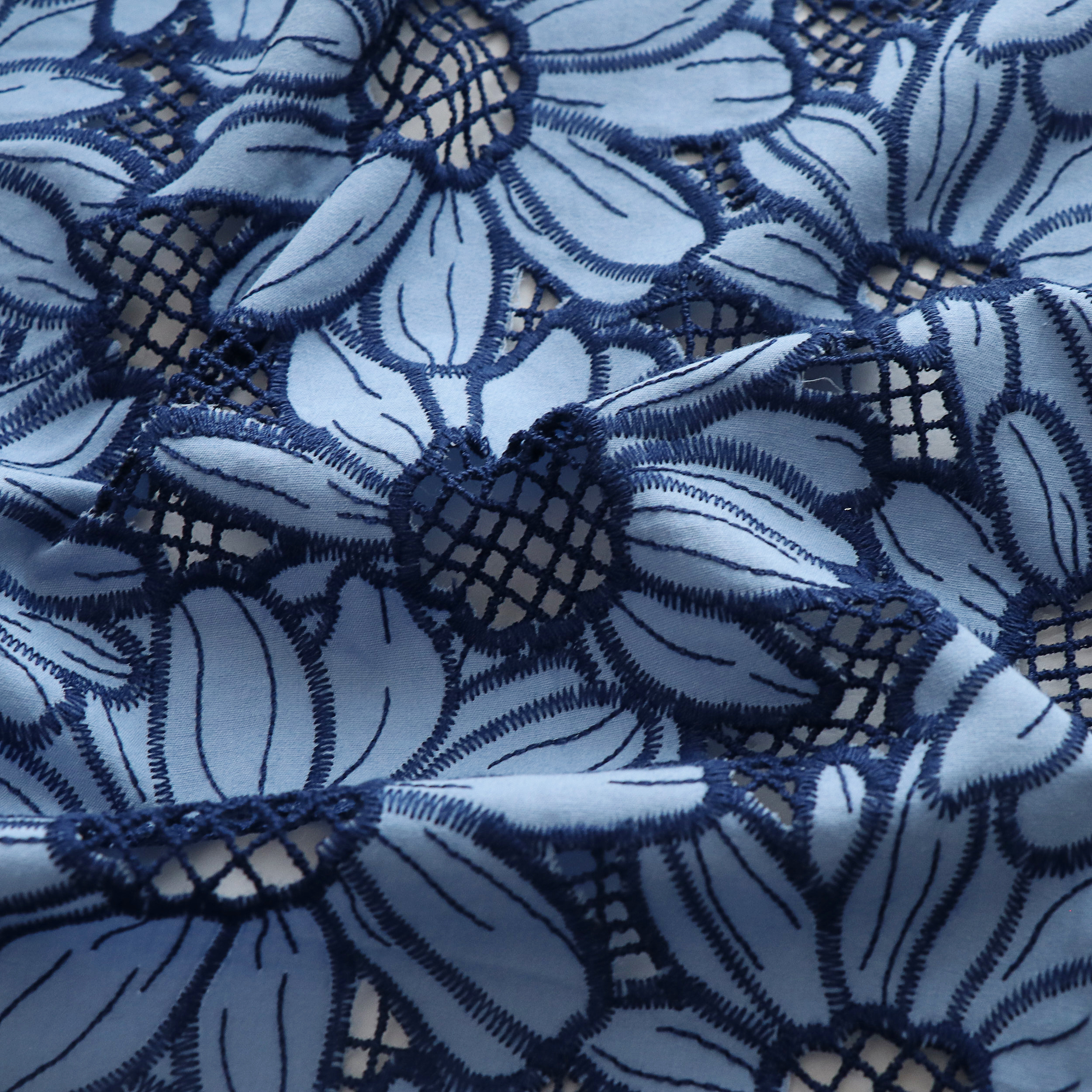 블루/반 미터 가격