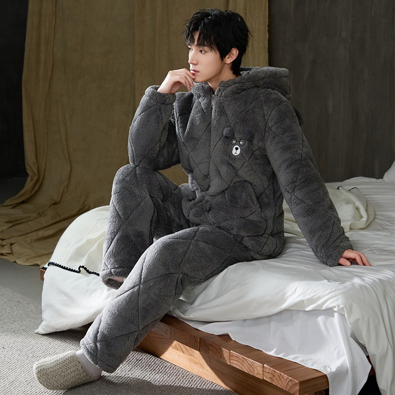 Pijamas de algodón de tres capas para hombres 2024 invierno de lana de coral de manga larga suelta y gruesa ropa de casa cálida set casual