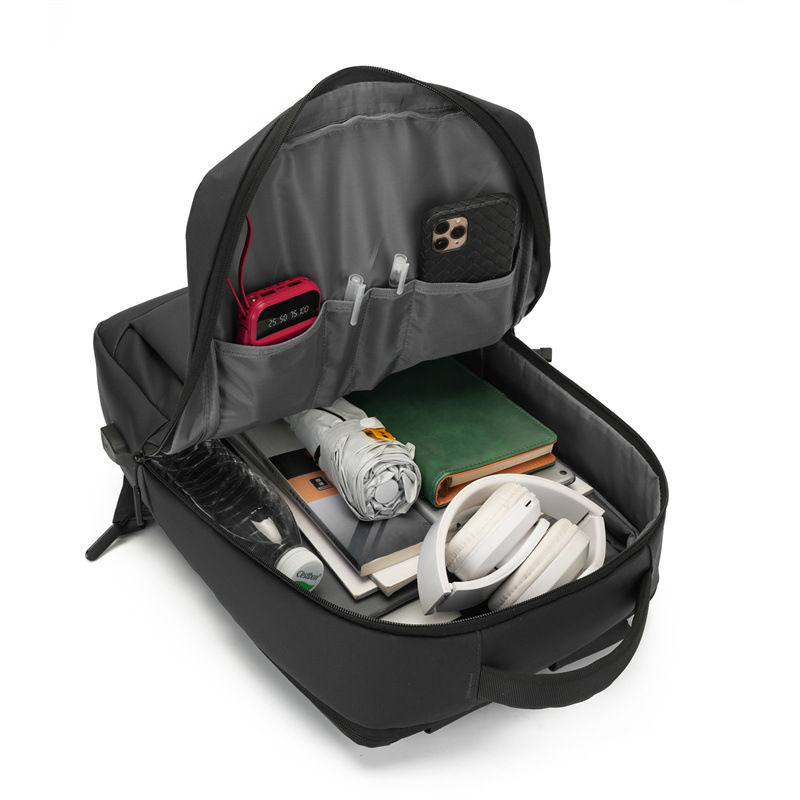 Mochila expandible 2025 simple y ligera a prueba de rociamientos barra de tracción bolsa de computadora de negocios mochila de negocios de gran capacidad