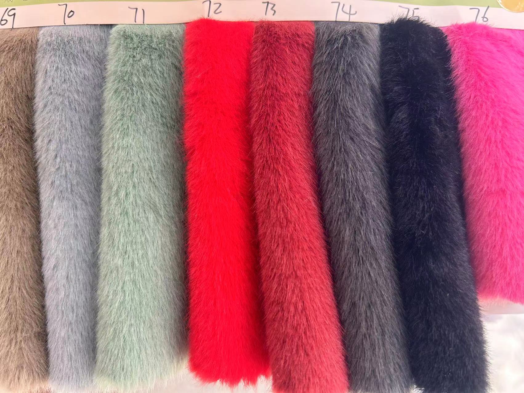 550G pequeño visón europeo alto y bajo piel de conejo suave nieve visón terciopelo textura ropa zapatos y sombreros juguetes hogar textil bufanda tela