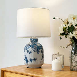 中式景德镇青花瓷客厅书房卧室床头现代北欧简约风陶瓷装饰台灯