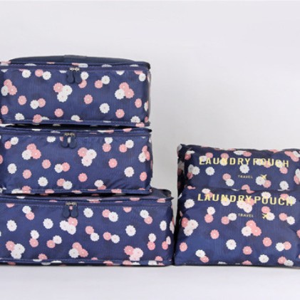 Flores de Color Azul Marino