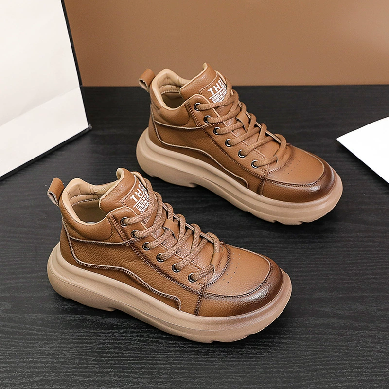 Толстая кожаная обувь с высоким баном женская 2025 новая гладкая манго голова дикая обувь легкая и защитная повседневная спортивная обувь