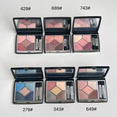 【コーナー同金】迪家五色アイシャドー盤繊細な化粧品を持っています。