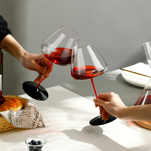 Black and red bow tie burgundy red wine glass large household goblet creative crystal glass red stem wine glass