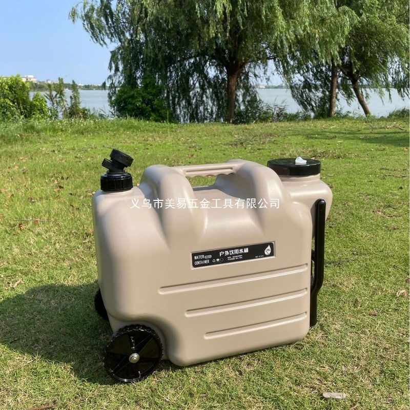 工場直接供給キャンプ屋外 PE バケツポータブルトロリー車輪付き蛇口大型ケトル車の水貯蔵タンク|undefined