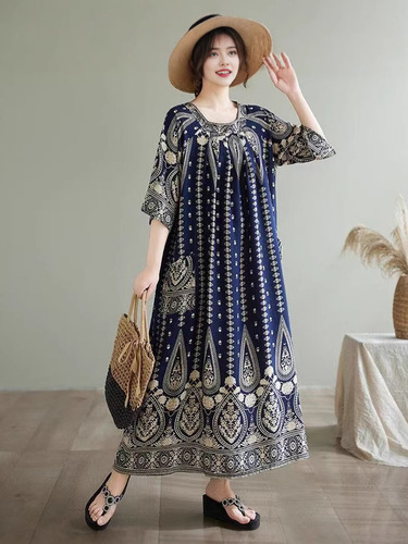 Southeast Asia new women's dress, large size, artistic round collar, rayon loose color, covering the flesh and showing slimming dress