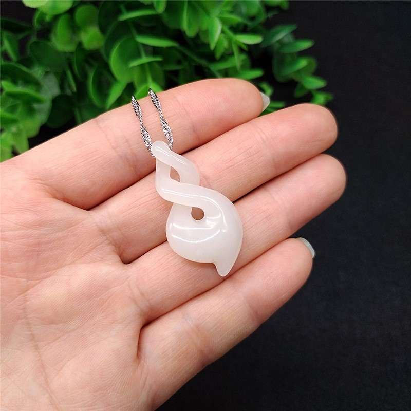 신장 외몽골 재스퍼 펜던트 세계를 돌리는 펜던트 포춘 옥 펜던트 옥 목걸이 외국 무역 인기 상품