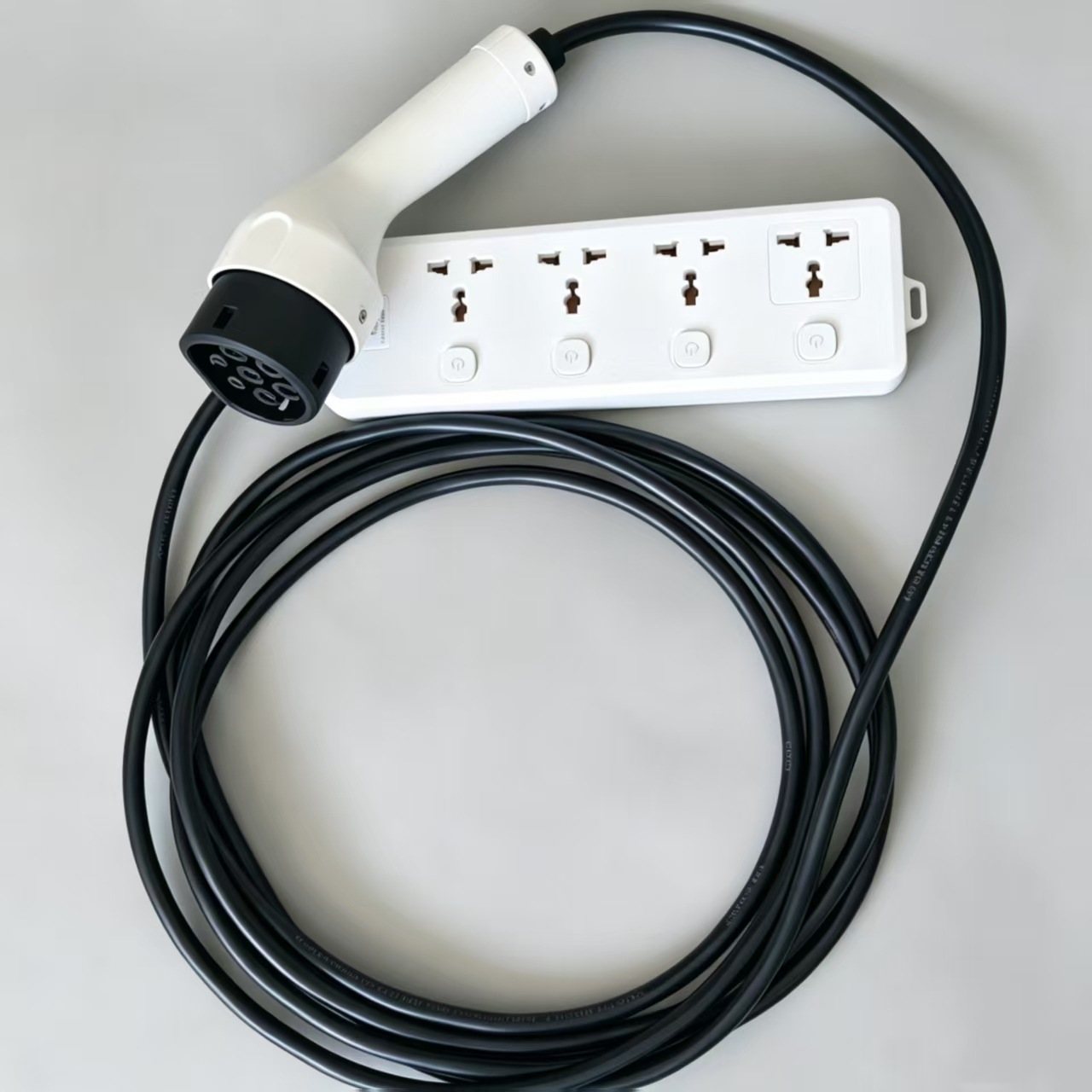 Type2 European Standard V2L Cross-Border Supply Type2 to Multi-Functional Universal Power Strip Adapter