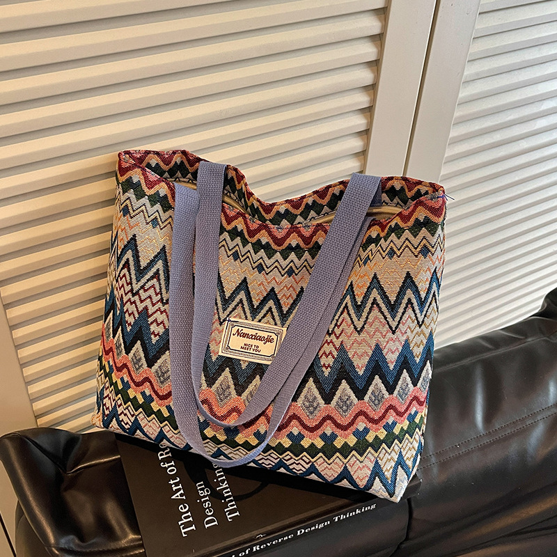 Large-capacity ethnic-style canvas tote bag for women, 2026 new model, commuter shoulder handbag, simple and versatile mommy bag Large-capacity ethnic-style canvas tote bag for women, 2026 new model, commuter shoulder handbag, simple and versatile mommy bag