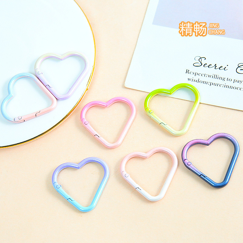 Colorful gradient heart-shaped spring clasp alloy keychain accessories DIY bead pendant accessories materials wholesale