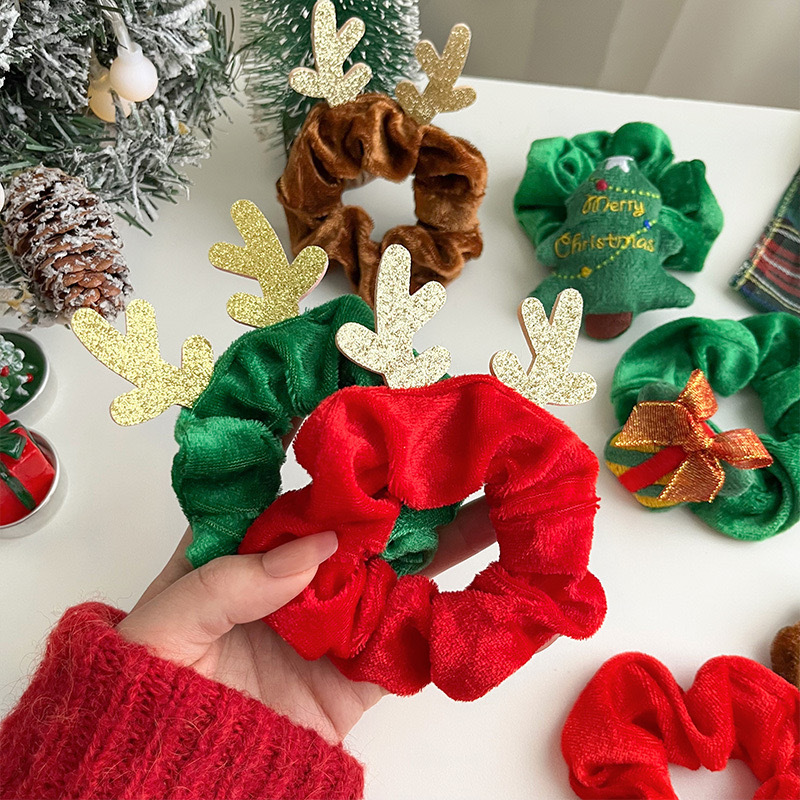 Galletas de ciervo de dibujos animados Accesorios para el cabello de Navidad transfronterizos Cuerda para el cabello tejida Anillo para el cabello de intestino grueso Vestir personas Tombros lindos de felpa