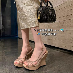 �~���¸���ЬŮ2025�ļ��¿�С�����Ը�͸������ȹ�ӳ��߸�Ь�ӳ�