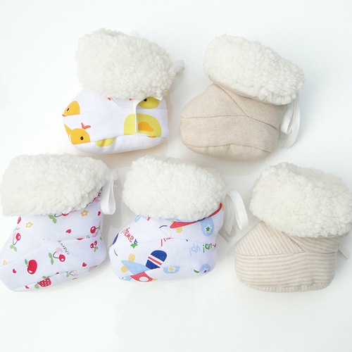 Autumn/Winter New Thick Cotton Baby Shoes, Warm Shoes with Fleece Lining, Stylish and Cute Baby Walking Shoes