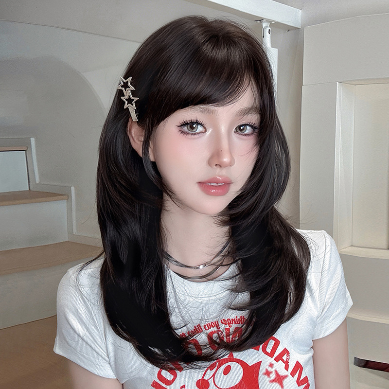 Long curly wig for women, natural and voluminous, full headpiece, popular style for everyday wear, new autumn collection, wholesale from manufacturer