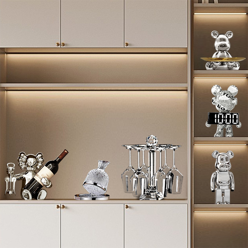 현대 패션 KAWS 폭력적인 곰 레드 와인 랙 장식품 창조적 인 가정 거실 와인 캐비닛 장식 세트 공예