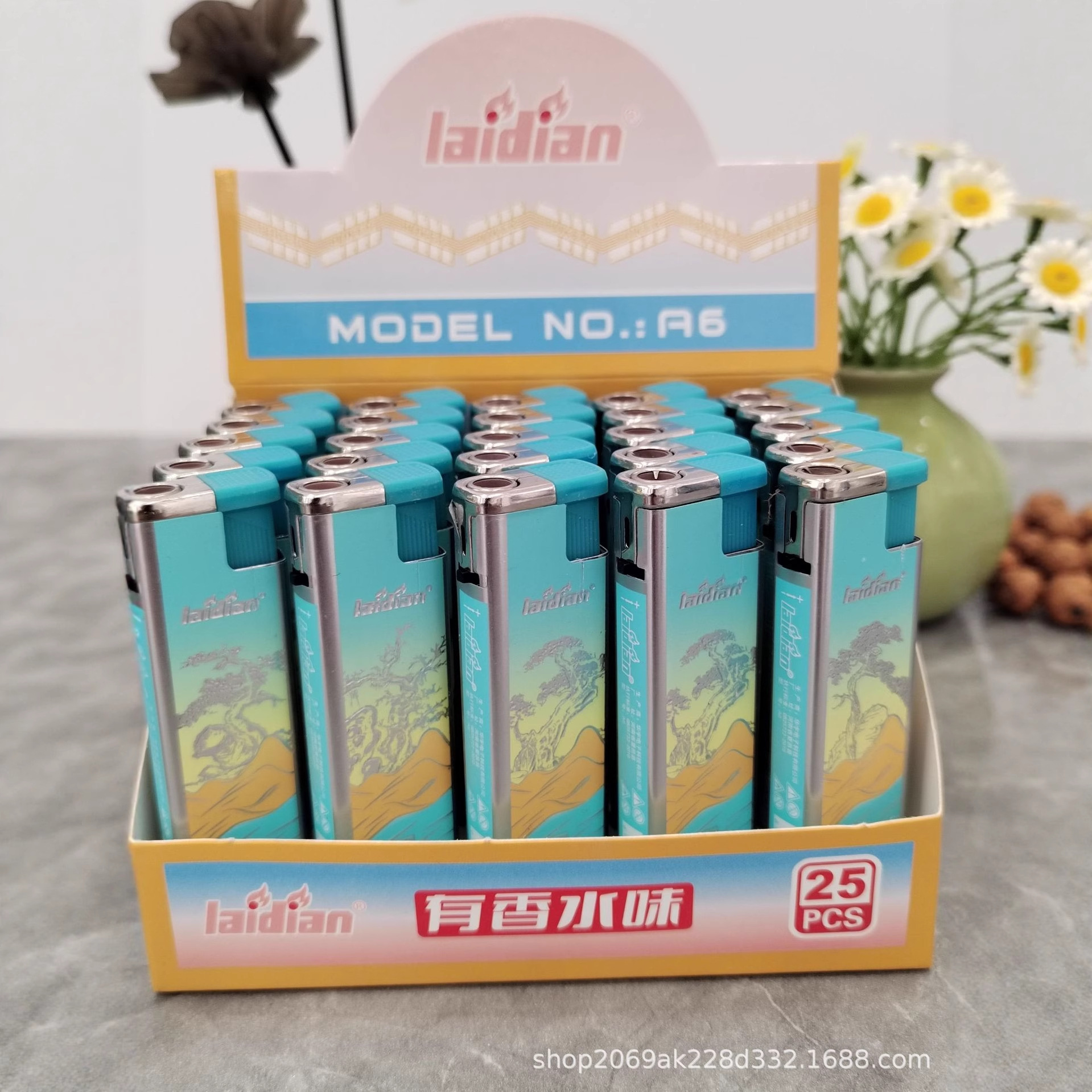 金属防风打火机带香味蓝焰直冲耐用可充气高颜值香水味打火机商超