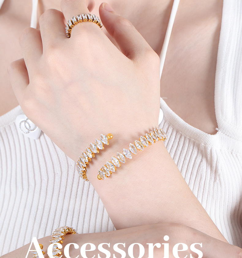 Cross-border fashion lightweight luxury bangle 2