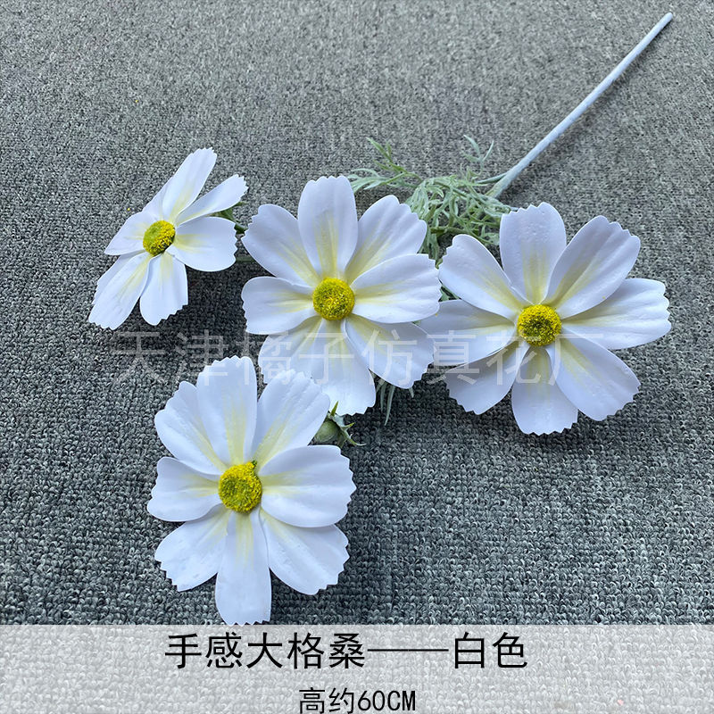Flores de boda de alta calidad de flores de madera verde de bambú y lirio de pino masson de alta calidad