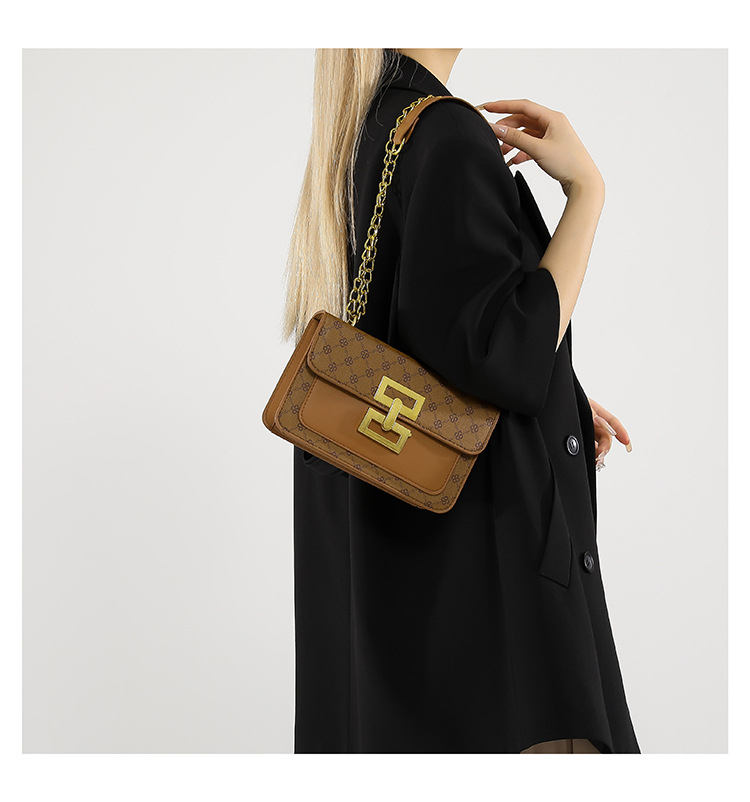 High-end texture, retro single-shoulder women's 2024 autumn new trendy and versatile chain crossbody small square bag undefined