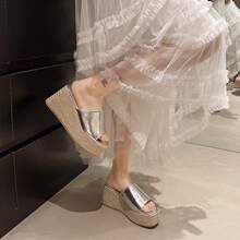 С��������Ь��ɫ�ݾ��O���¸���ЬŮ��׸߸�Ь����Ь�⴩10cm��