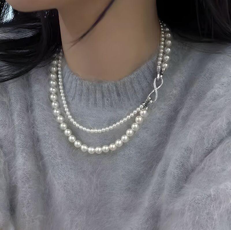 Split 8-shaped buckle double-layer folded neck chain elegant high-end pearl sweater chain light luxury niche clavicle chain accessories Split 8-shaped buckle double-layer folded neck chain elegant high-end pearl sweater chain light luxury niche clavicle chain accessories