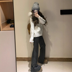 韩系条纹微喇裤女早秋2025新款慵懒风遛弯裤修身阔腿垂感休闲裤子
