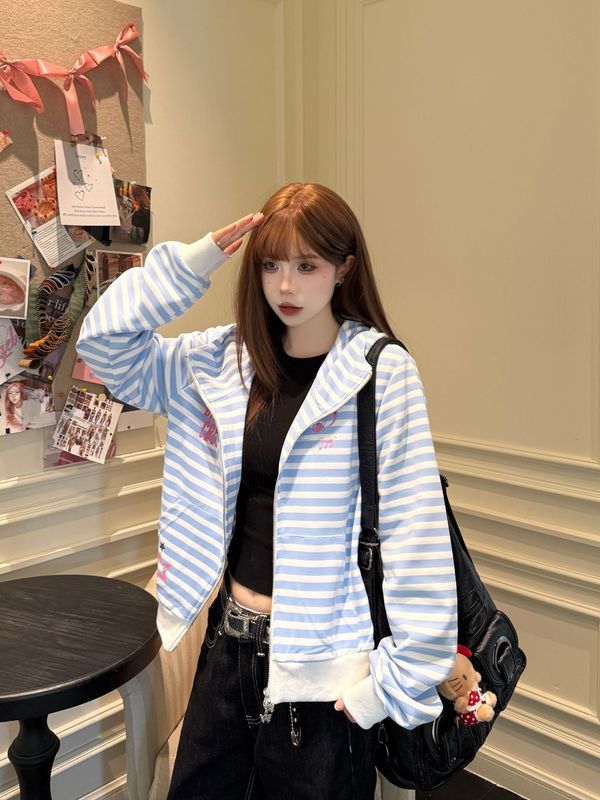 轻亚条纹短款连帽开衫卫衣女2025春秋新款甜辣宽松耳朵设计短外套|undefined