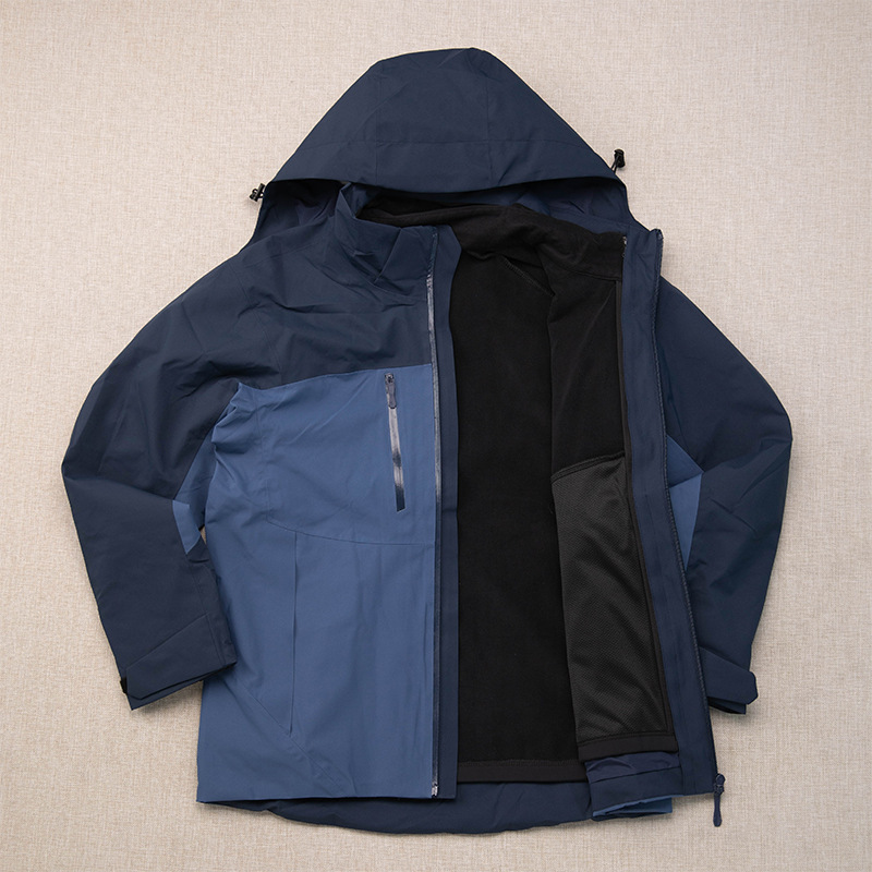 Outdoor Two-Piece Set, Polar Fleece Liner Jacket, Export Three-In-One Detachable Thermal Jacket, Customized by Manufacturer