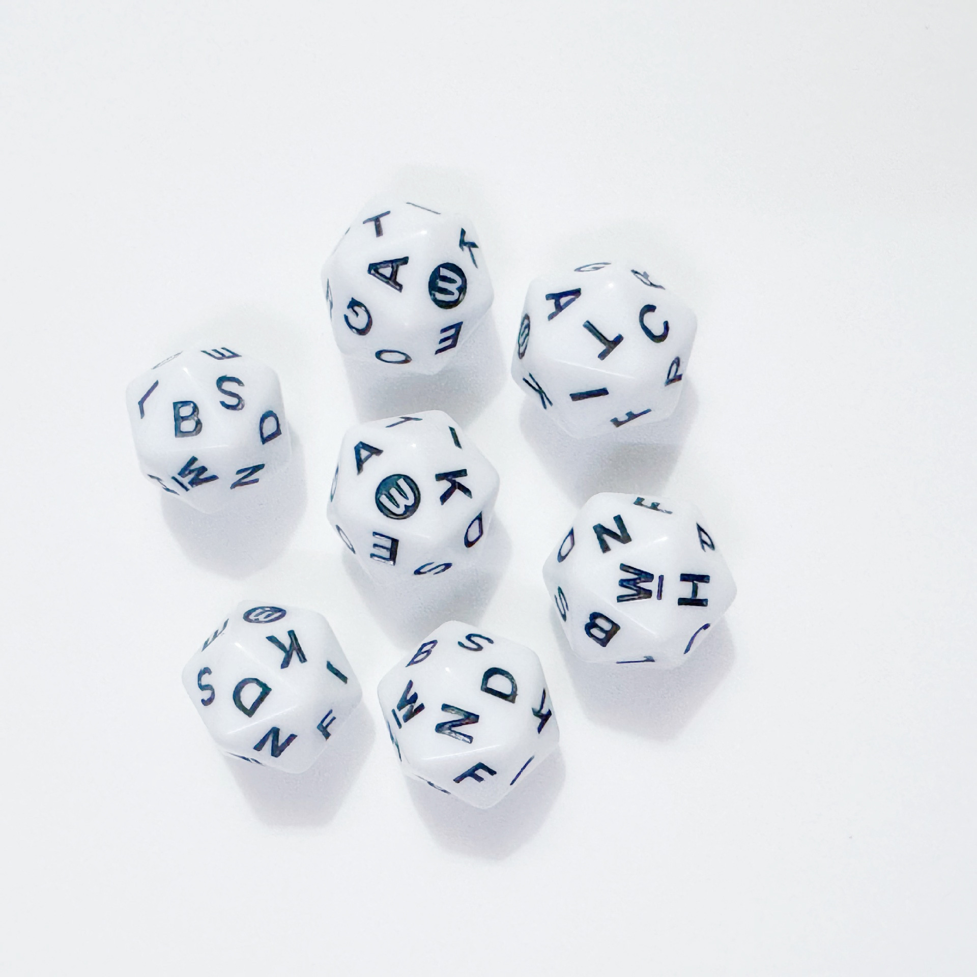 In Stock 20-Sided English Polyhedral Dice, Twenty-Sided English Alphabet Dice, English Alphabet Dice