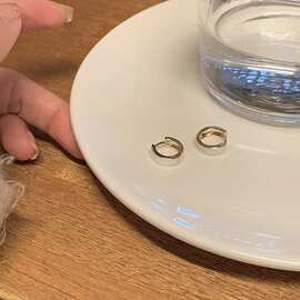 韩版新款小香风小巧耳饰奶油色滴油铜耳扣精致简约秋冬气质百搭耳