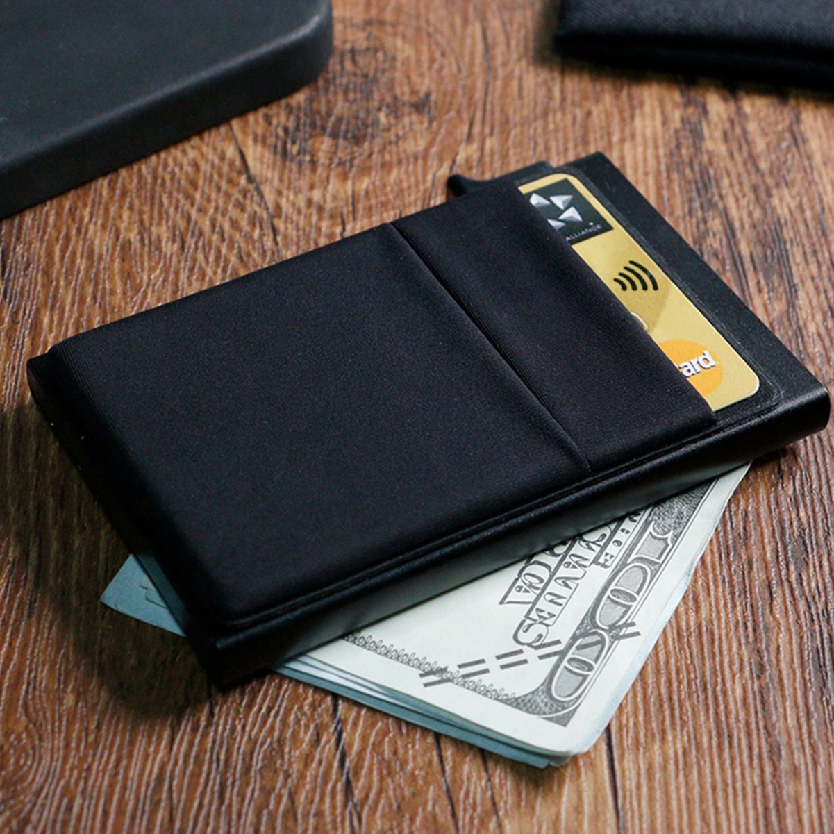 Nuevo paquete de tarjetas para hombres, caja de tarjetas de metal de aleación de aluminio, multi-posición de tarjetas antirrobo, paquete de tarjetas de deslizamiento, cartera pequeña en una