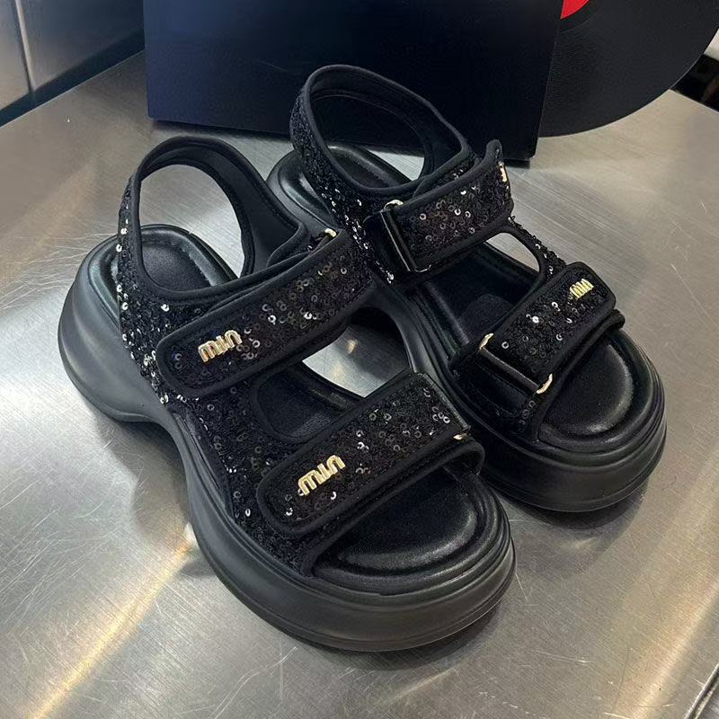 Sandalias deportivas de velcro para mujer 2025 nuevo verano ligero de suela gruesa zapatos romanos de lentejuelas antideslizantes zapatos de playa