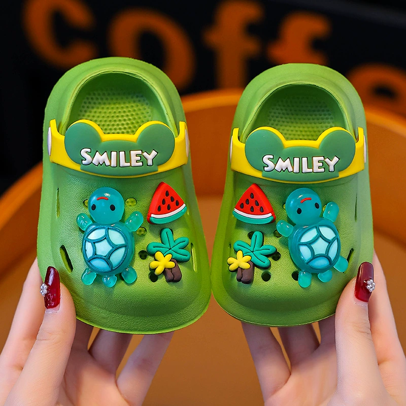 Детская обувь для девочек, которые носят летом