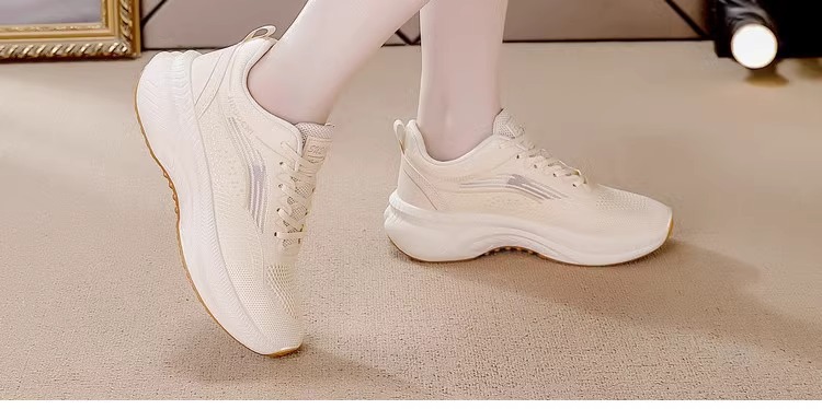 High-end Breathable Mesh Sports For Women 2025 New Casual Lightweight Shock-absorbing Comfortable Versatile_vogvips.com