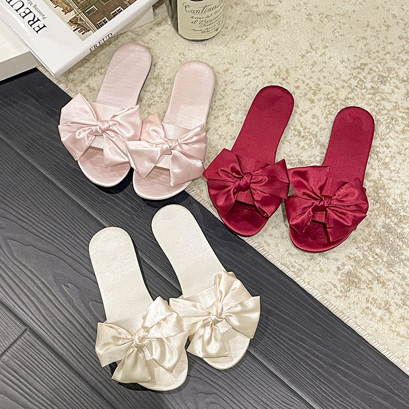 Bow New Wedding Bridesmaid Slippers for Women Newlywed Silks and Satins Red Slippers Wedding Bride Dressing Gown Matchinging Shoes for Women Bow New Wedding Bridesmaid Slippers for Women Newlywed Silks and Satins Red Slippers Wedding Bride Dressing Gown Matchinging Shoes for Women