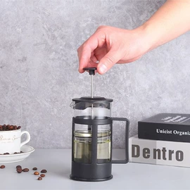 调料器皿;茶壶;保温杯