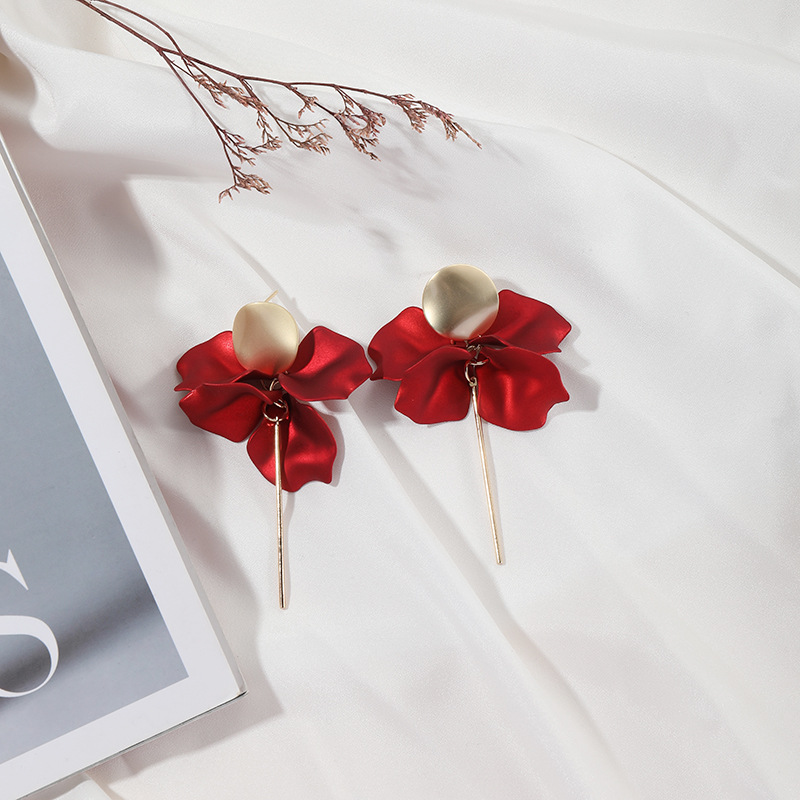 20g Weight Copper Ear Needle Material Drop Earrings Classification 1 Pair Quantity Street Occasion Acrylic Material Flower Pattern All Seasons Season Women'S Gender Stoving Varnish Design Fashion Style 1 Pair Fashion Flower Stoving Varnish Arylic Drop Earrings 3