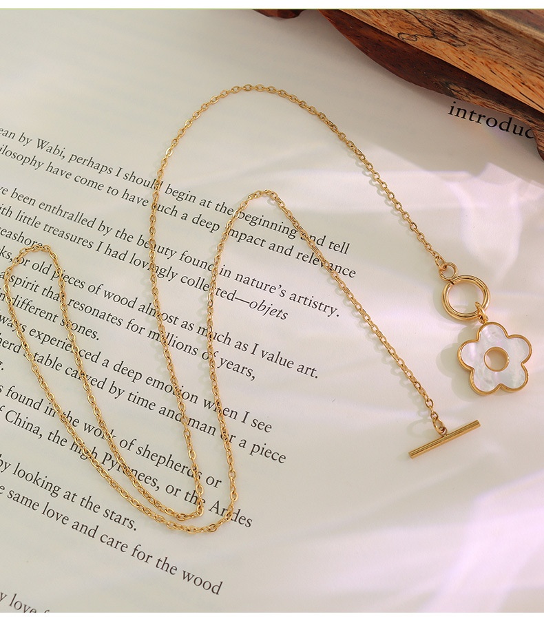 18K Gold-Plated Titanium Steel Female Korean Shell Flower Pendant Necklace_colorza_6