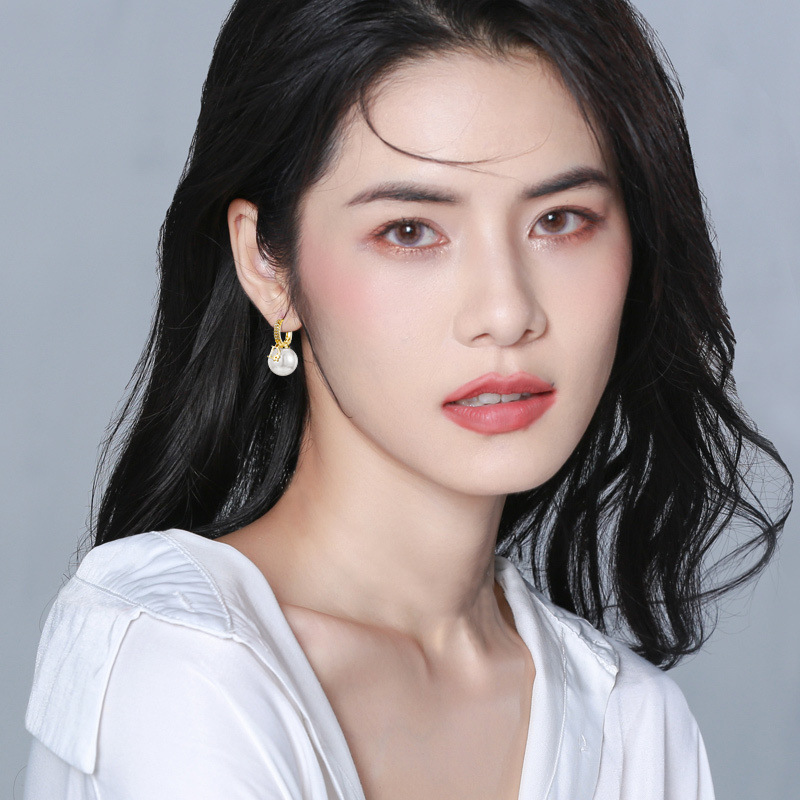 Neue vergoldete Farbe Simulation natürlicher Süßwasserperlen voller Diamantohrringe Ohrringe weiblicher Ohrschmuck_voghion.com